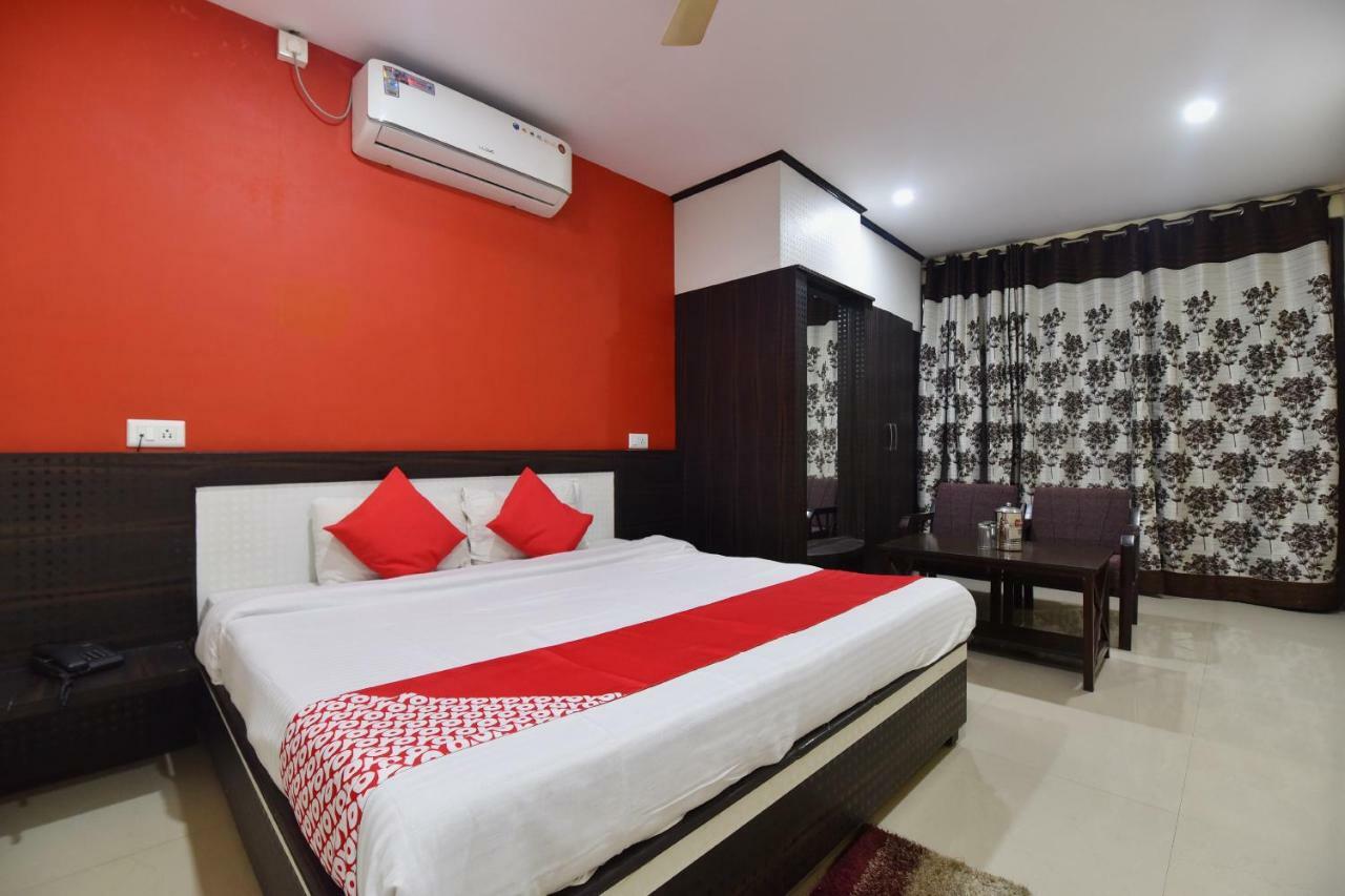 Oyo 28027 Hotel Dhruv Mandi Zewnętrze zdjęcie