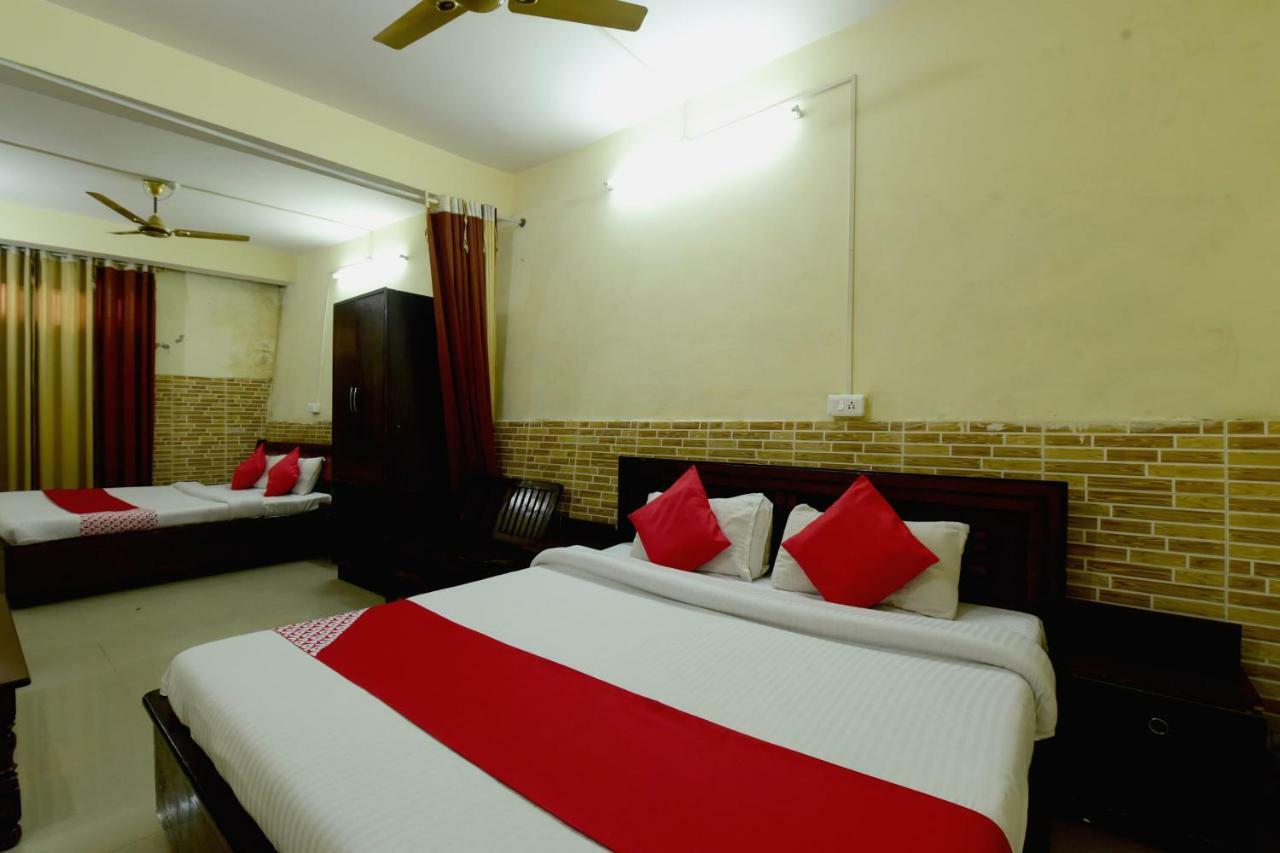 Oyo 28027 Hotel Dhruv Mandi Zewnętrze zdjęcie